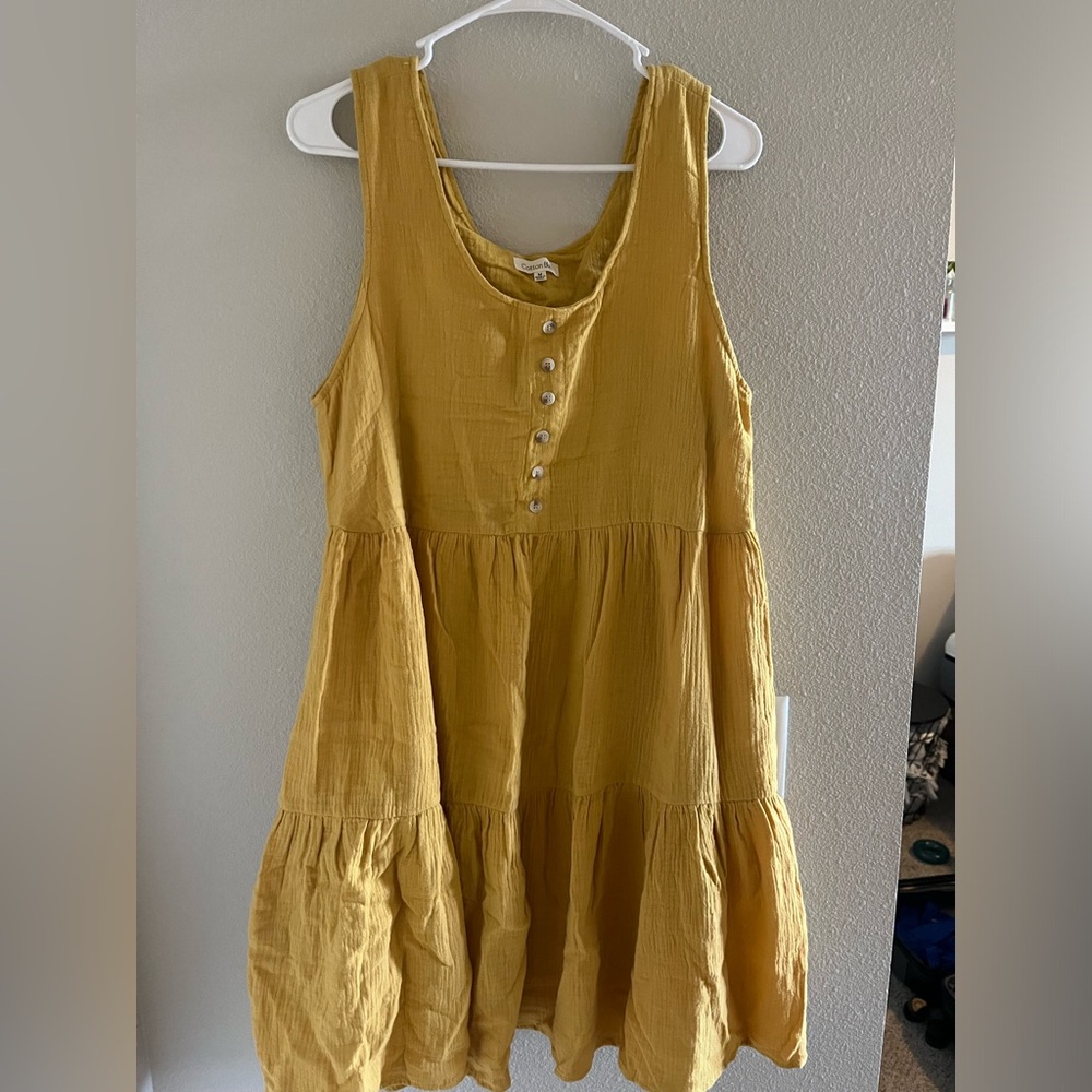 Yellow dress!